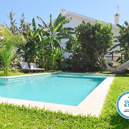 Vila Vale Guest House - Surf & Yoga Charneca  Buitenkant foto