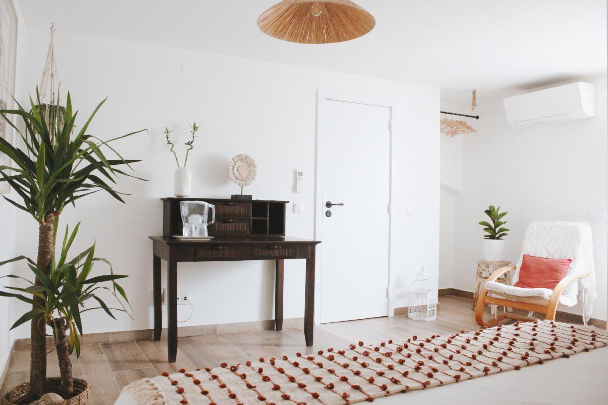 Vila Vale Guest House - Surf & Yoga Charneca  Buitenkant foto