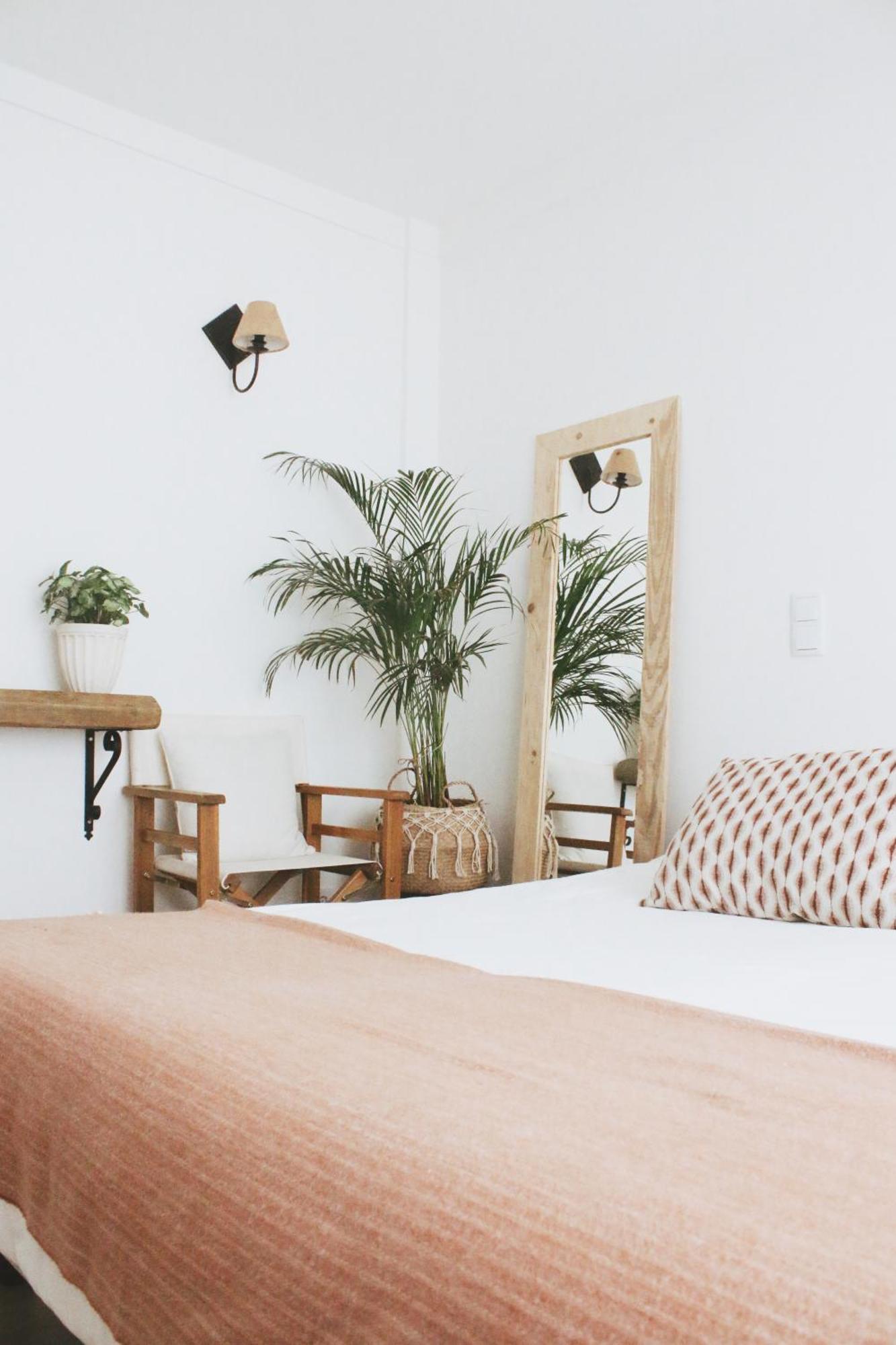 Vila Vale Guest House - Surf & Yoga Charneca  Buitenkant foto