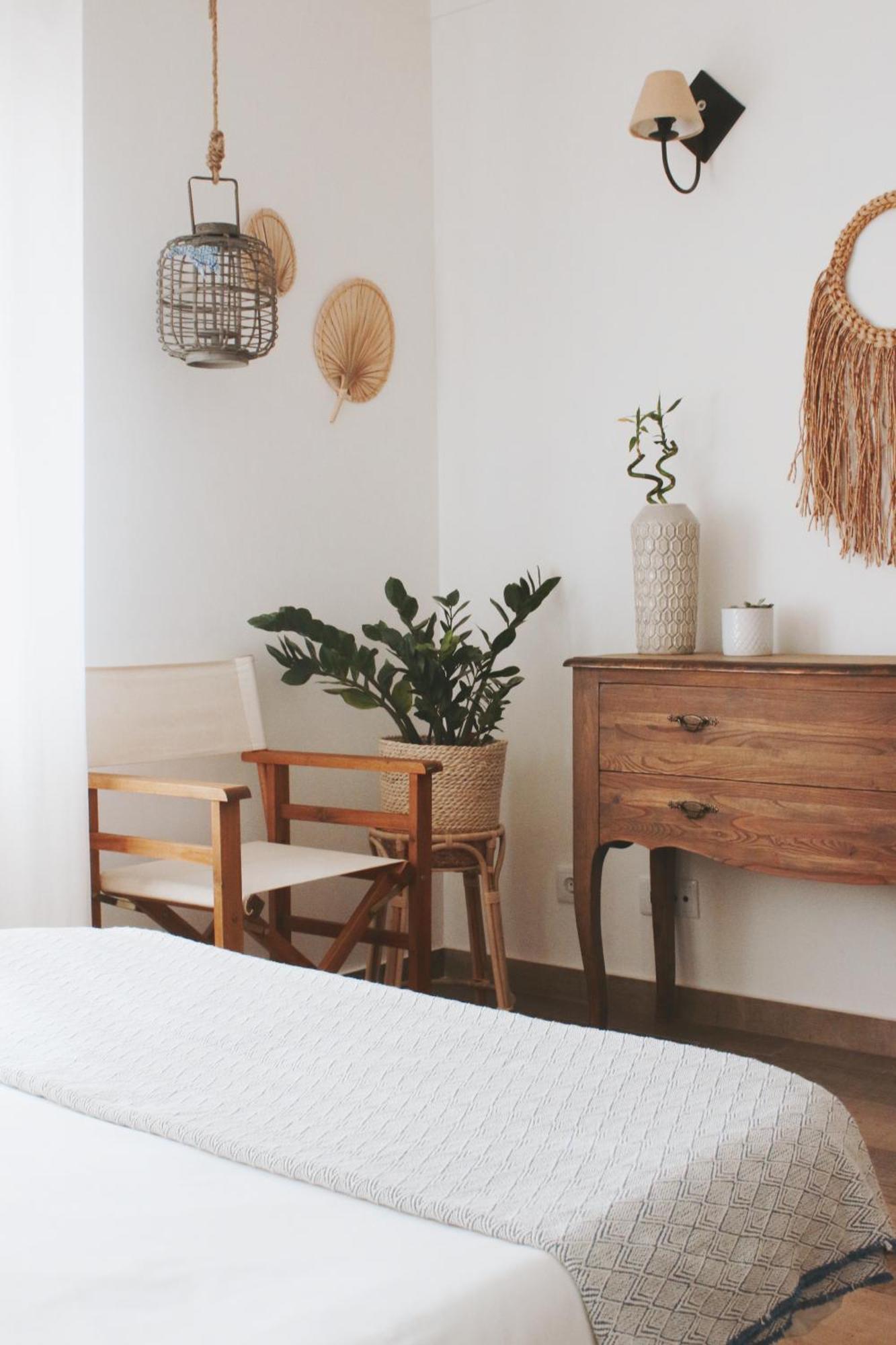 Vila Vale Guest House - Surf & Yoga Charneca  Buitenkant foto