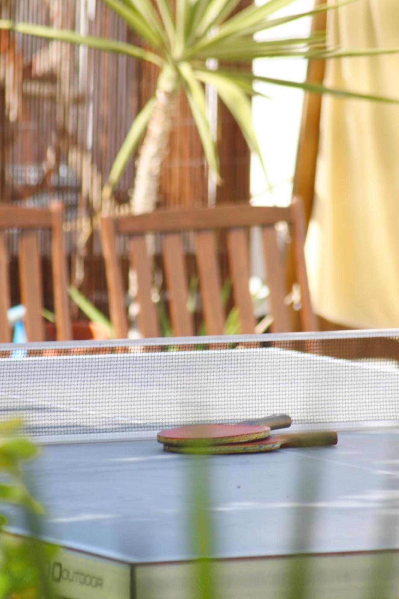 Vila Vale Guest House - Surf & Yoga Charneca  Buitenkant foto